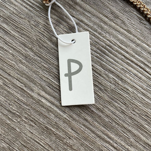 Dress to Impress: Pamela NY Gold Mesh Leaves Statement Necklace ๐๐ - Picture 4 of 5